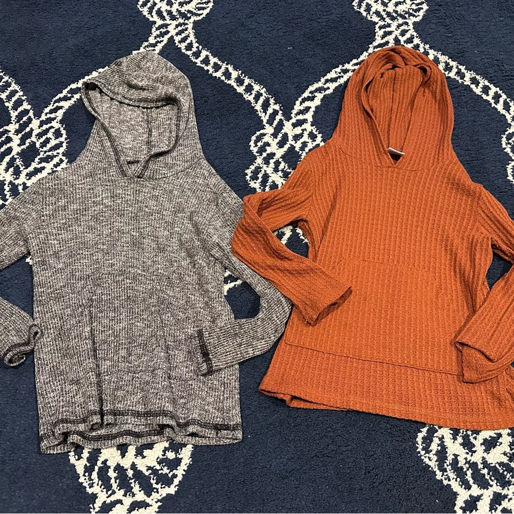 Bundle of Gray & Orange Hooded Sweaters